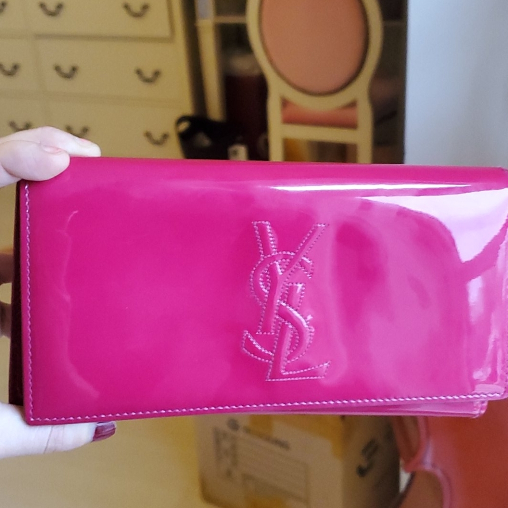 Ysl patent wallet in Fushia color